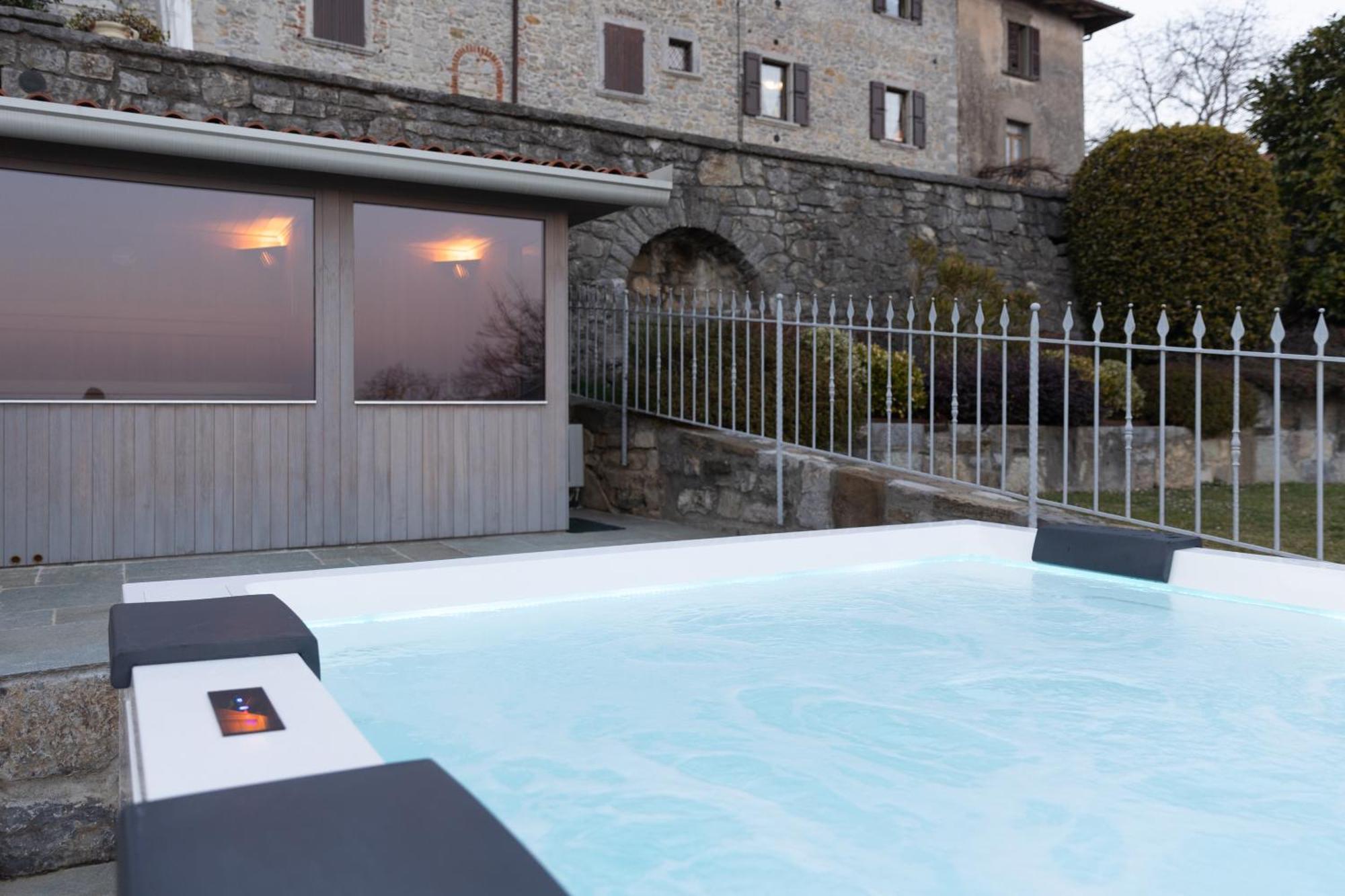 Bed and Breakfast Ca' Baetti L'Antico Borgo Roncola Екстер'єр фото