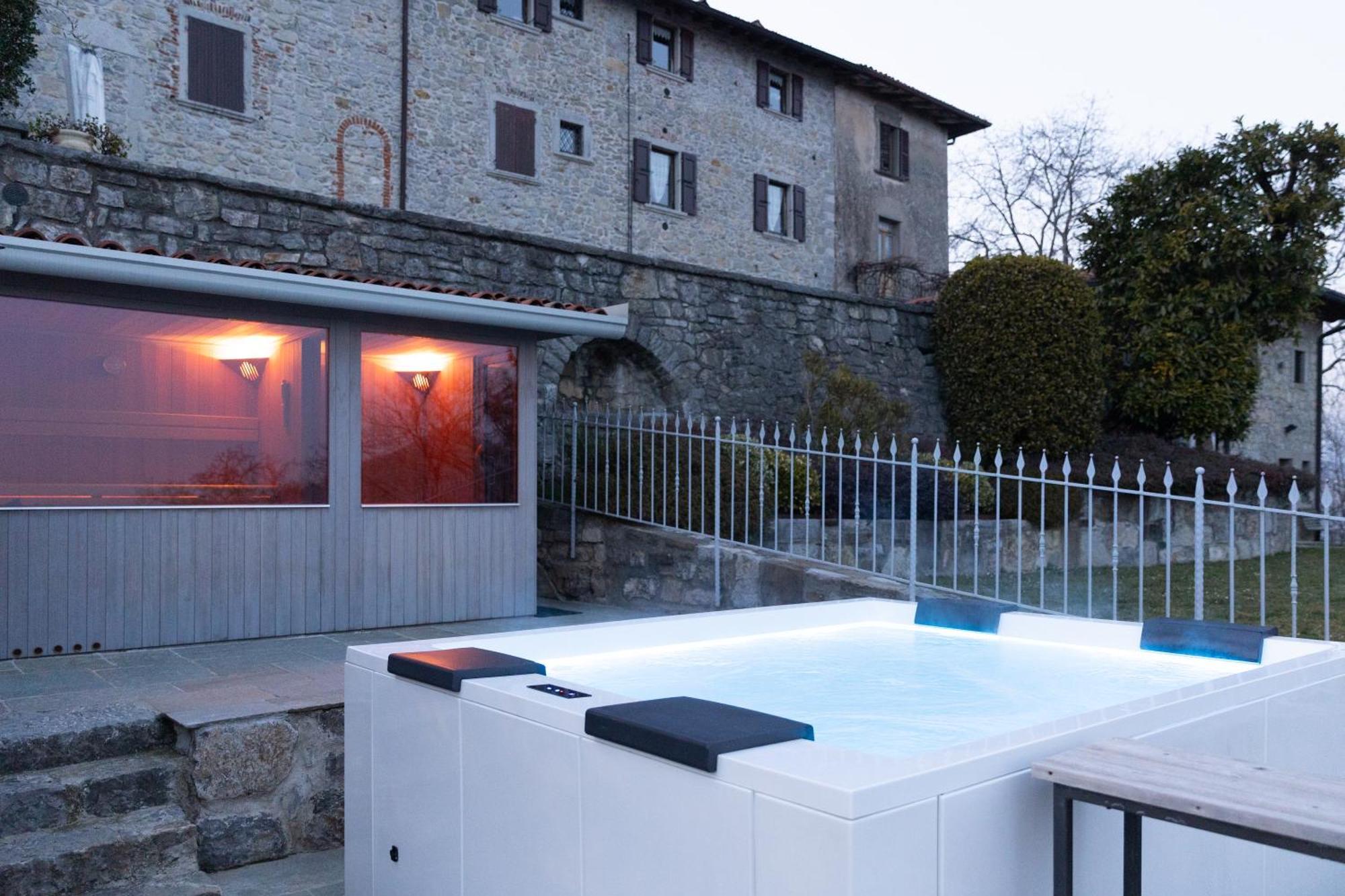 Bed and Breakfast Ca' Baetti L'Antico Borgo Roncola Екстер'єр фото