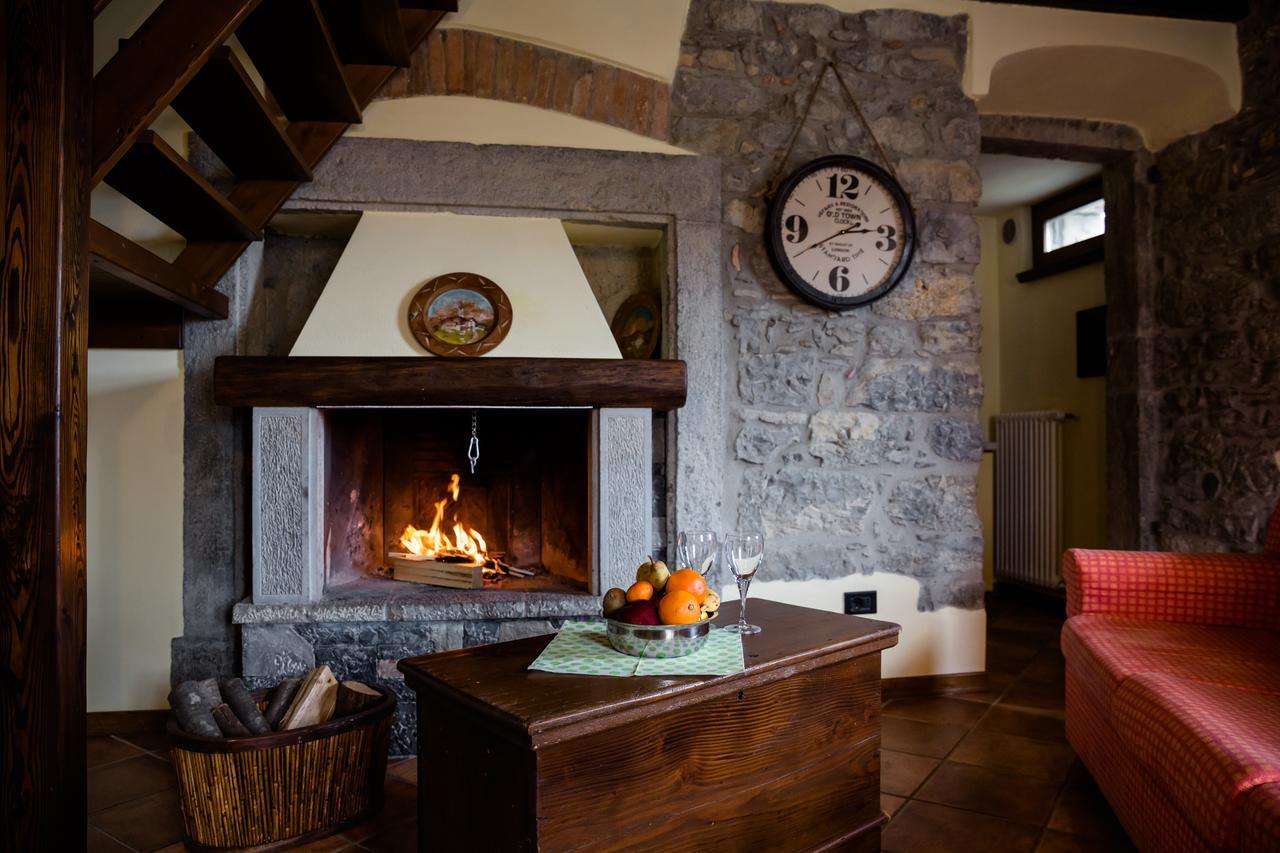 Bed and Breakfast Ca' Baetti L'Antico Borgo Roncola Екстер'єр фото