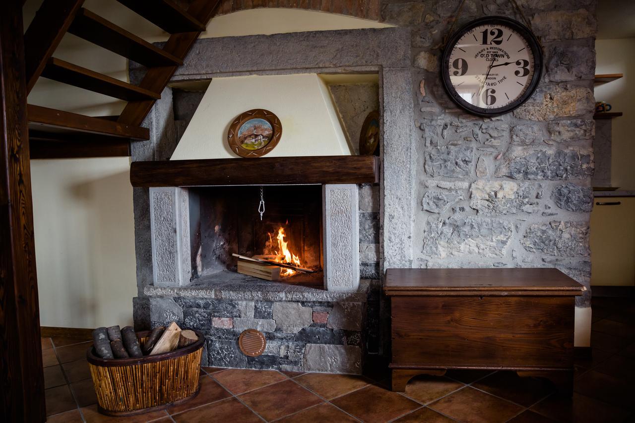 Bed and Breakfast Ca' Baetti L'Antico Borgo Roncola Екстер'єр фото