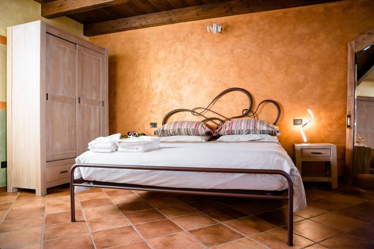Bed and Breakfast Ca' Baetti L'Antico Borgo Roncola Екстер'єр фото