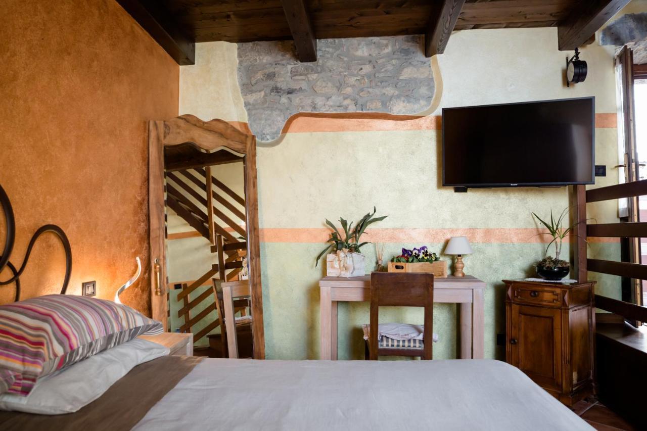 Bed and Breakfast Ca' Baetti L'Antico Borgo Roncola Екстер'єр фото